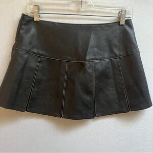 Black Leather Pleated Mini Skort Skirt Sz 32